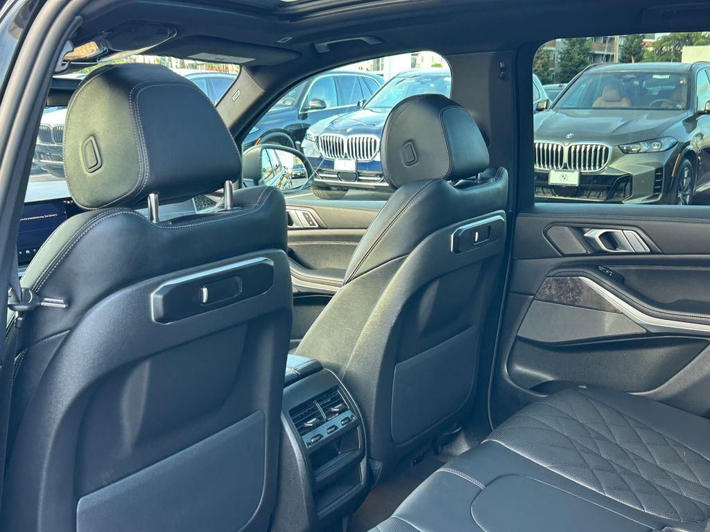 2025 BMW X5 xDrive50e 31