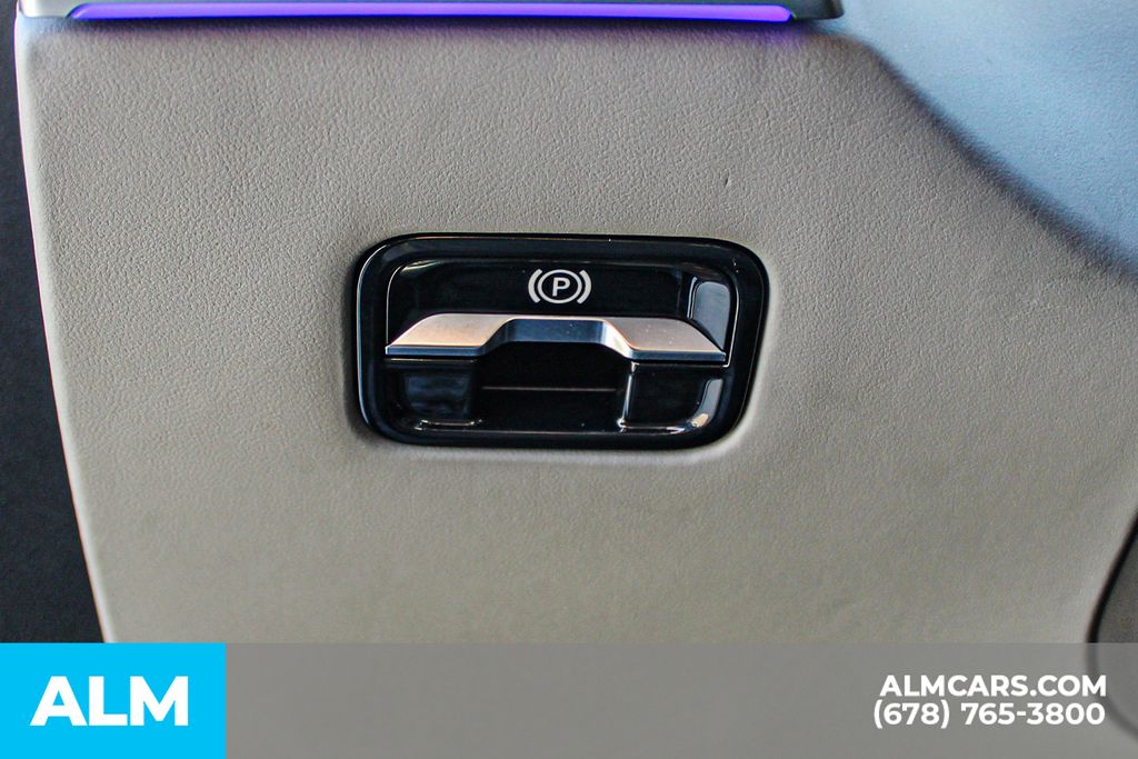 Used 2025 Gray Mercedes-Benz S 63 E AMG® image 27