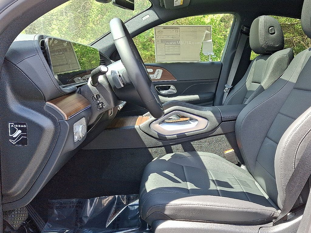 Thumbnail: 2026 Mercedes-Benz GLE - 11