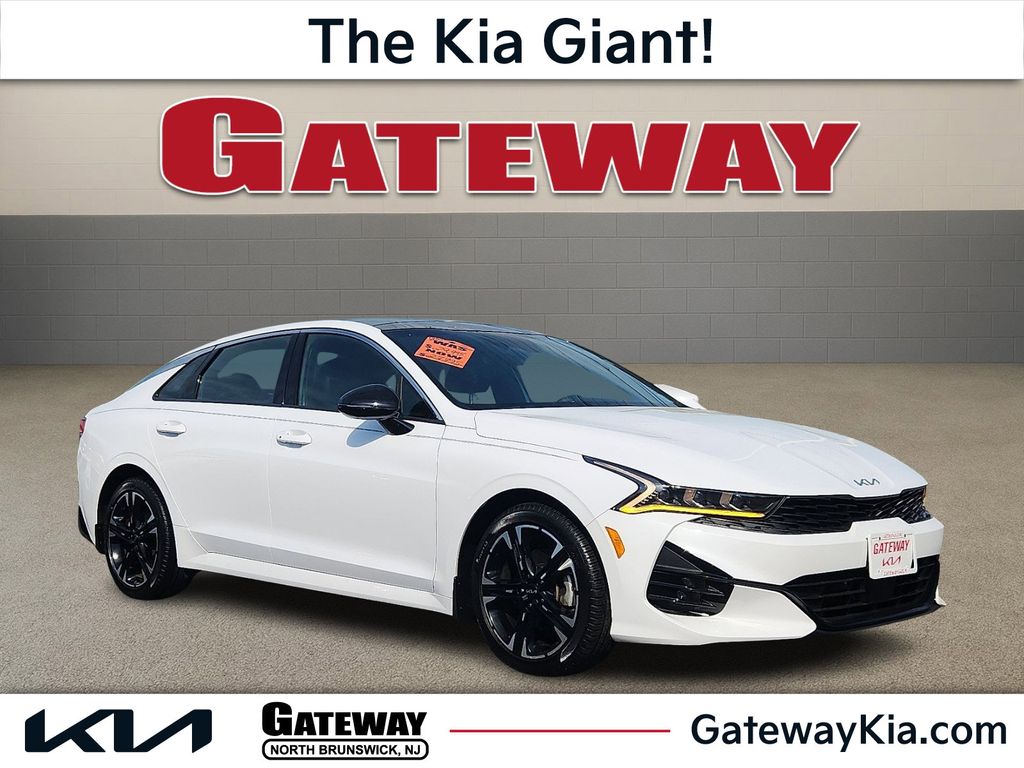 Glacial White Pearl 2024 Kia K5 Sedan Front-Wheel Drive 8-Speed Automatic