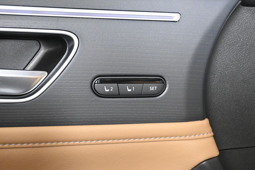 2025 INFINITI QX80 Sensory 25