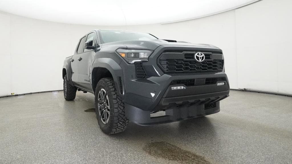 Thumbnail: 2025 Toyota Tacoma - 4