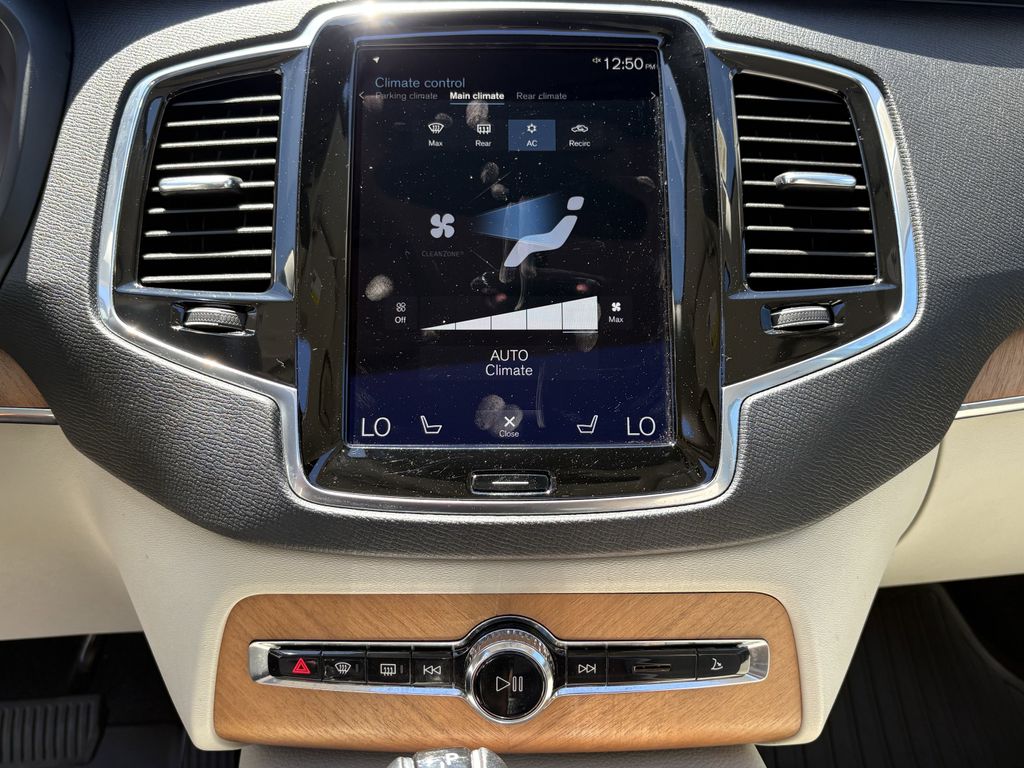 Used 2022 Denim Blue Metallic Volvo T6 Momentum image 20