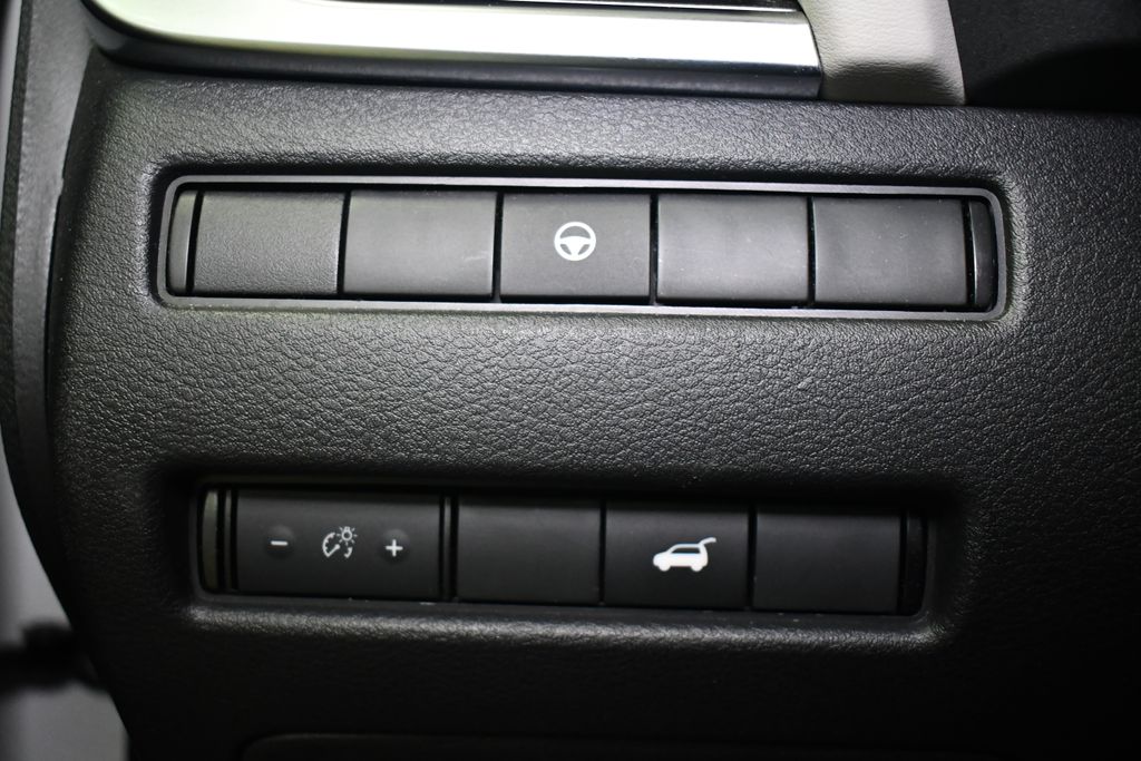 Thumbnail: 2023 Nissan Rogue - 20