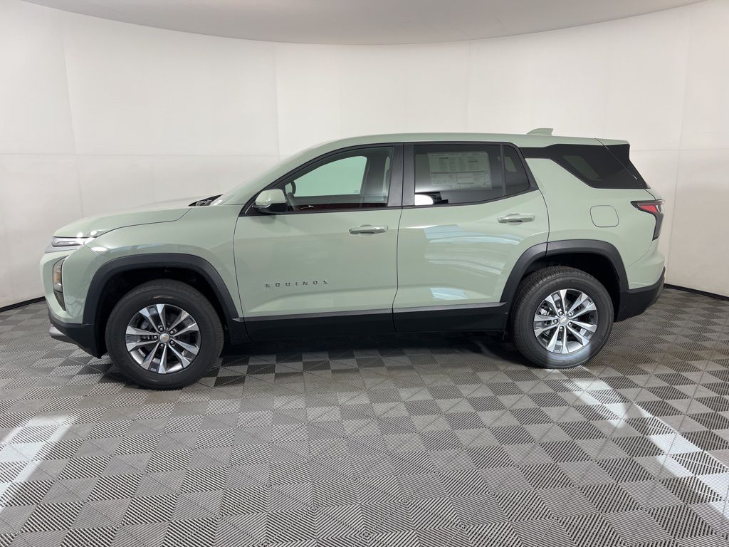 Thumbnail: 2026 Chevrolet Equinox - 2