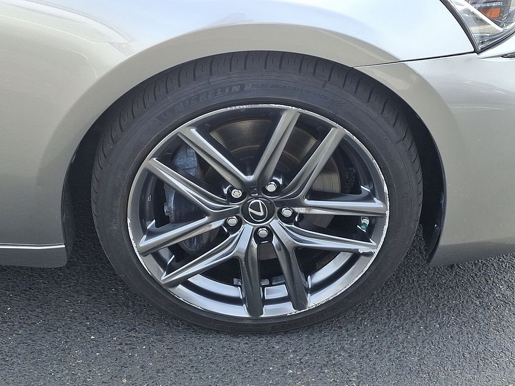 2018 Lexus IS 350 8
