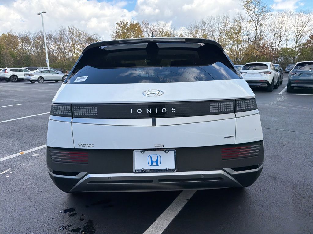 Thumbnail: 2024 Hyundai Ioniq 5 - 4