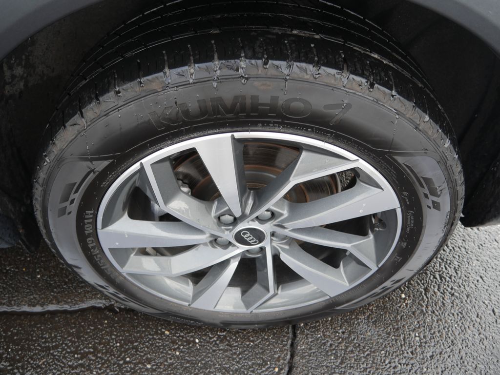 Thumbnail: 2023 Audi Q5 - 13