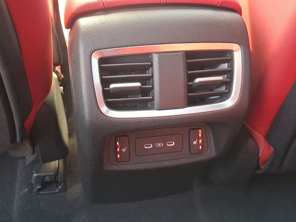 Thumbnail: 2025 Acura RDX - 11