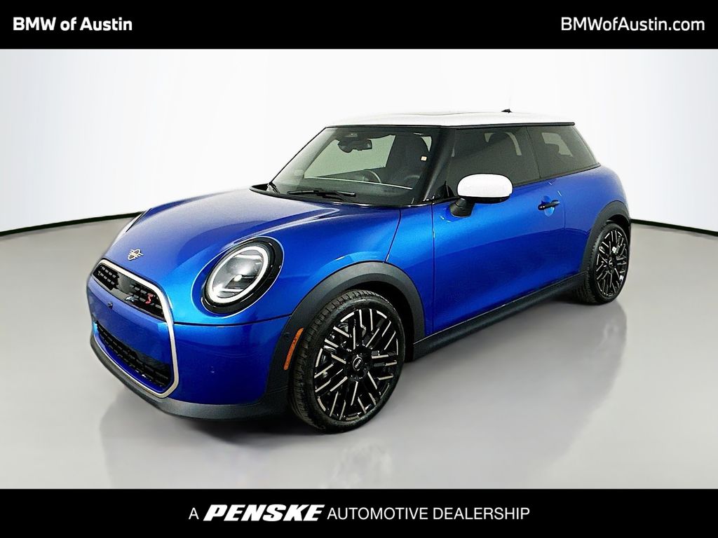 2025 MINI Hardtop 2 Door S's photo