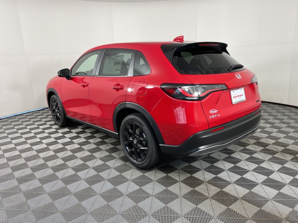 2025 Honda HR-V Sport 3