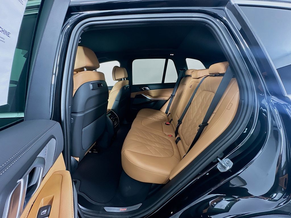 Thumbnail: 2026 BMW X5 - 17