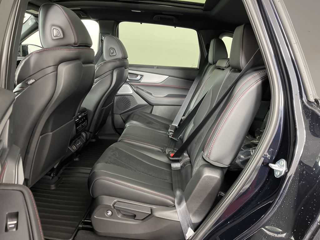 Thumbnail: 2026 Acura MDX - 26