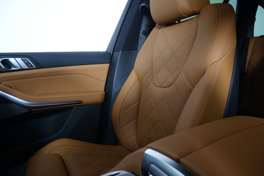 Thumbnail: 2026 BMW X5 - 22