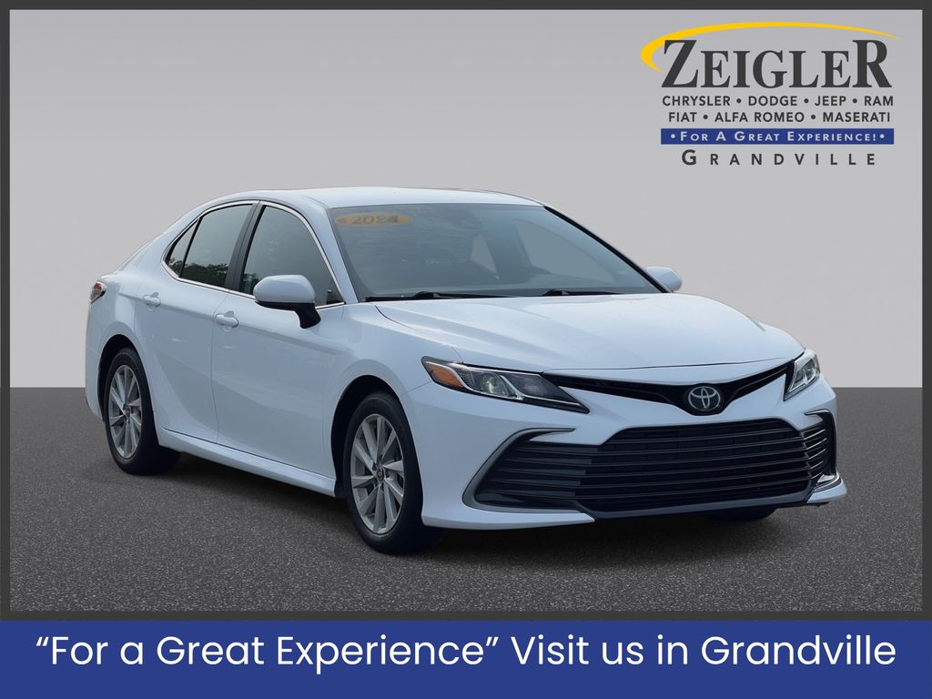  2024 Toyota Camry LE FWD   
