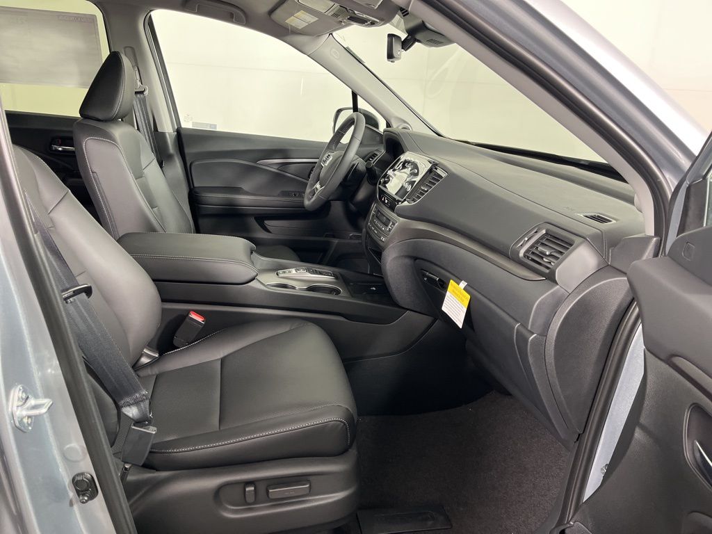 Thumbnail: 2026 Honda Ridgeline - 8