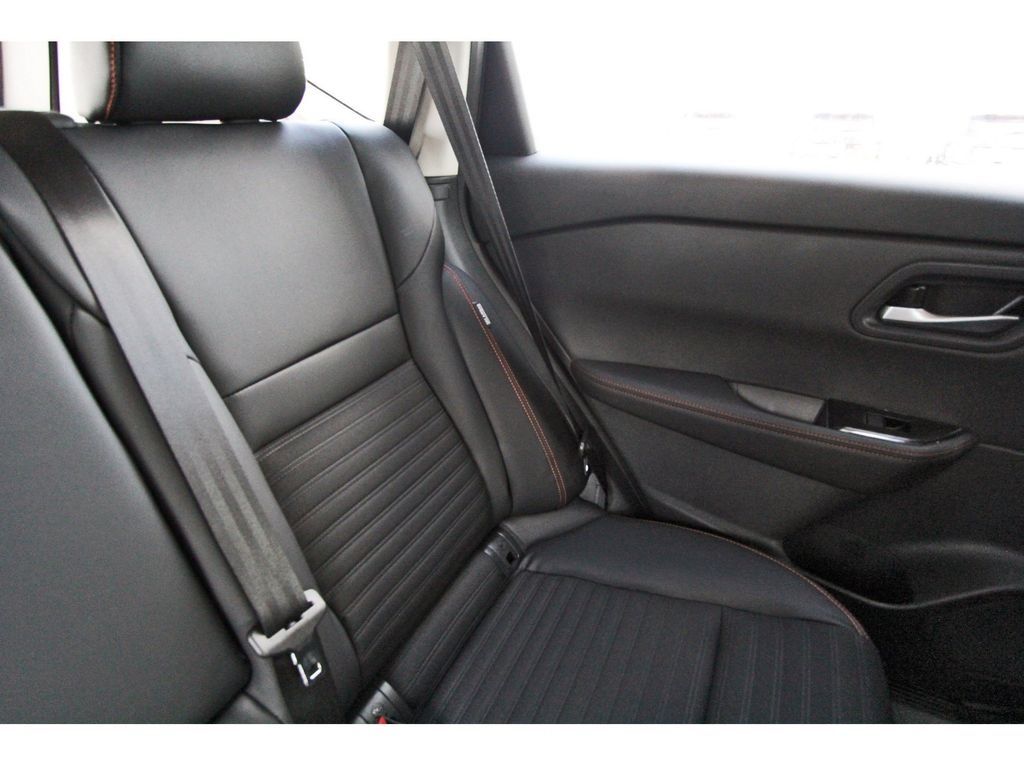 2026 Nissan Rogue Rock Creek - 11