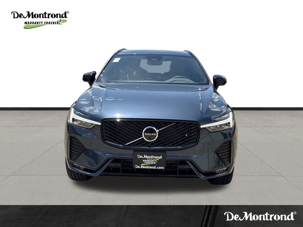 New 2026 Denim Blue Volvo B5 AWD Plus image 2