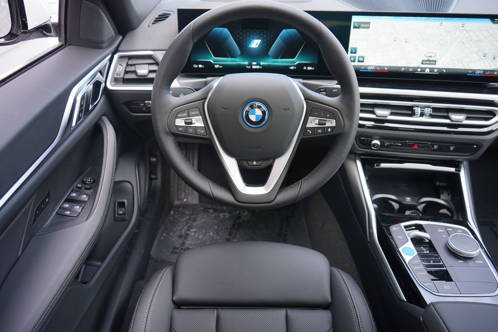 2024 BMW i4 eDrive40 19