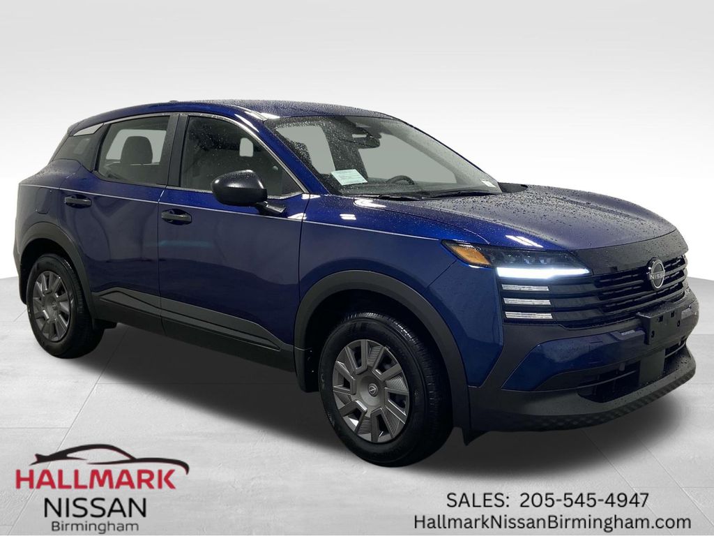 2025 Nissan Kicks S