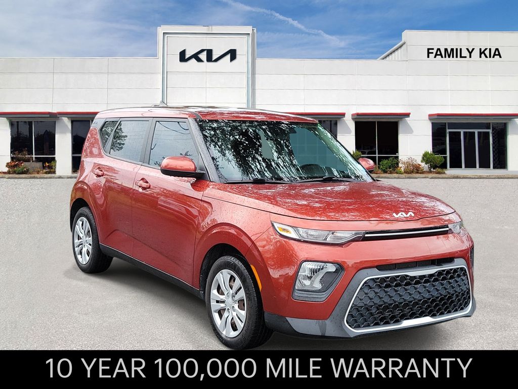 Mars Orange 2022 Kia Soul SUV / Crossover Front-Wheel Drive Continuously Variable Transmission