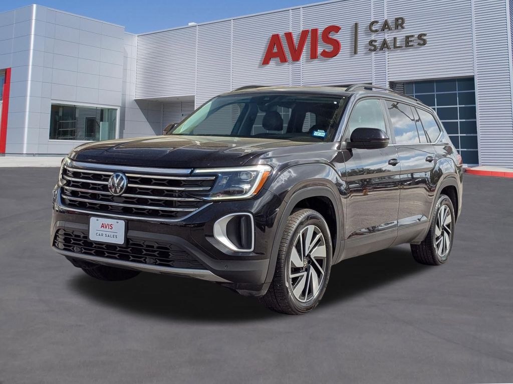 2025 Volkswagen Atlas SE FWD with Technology