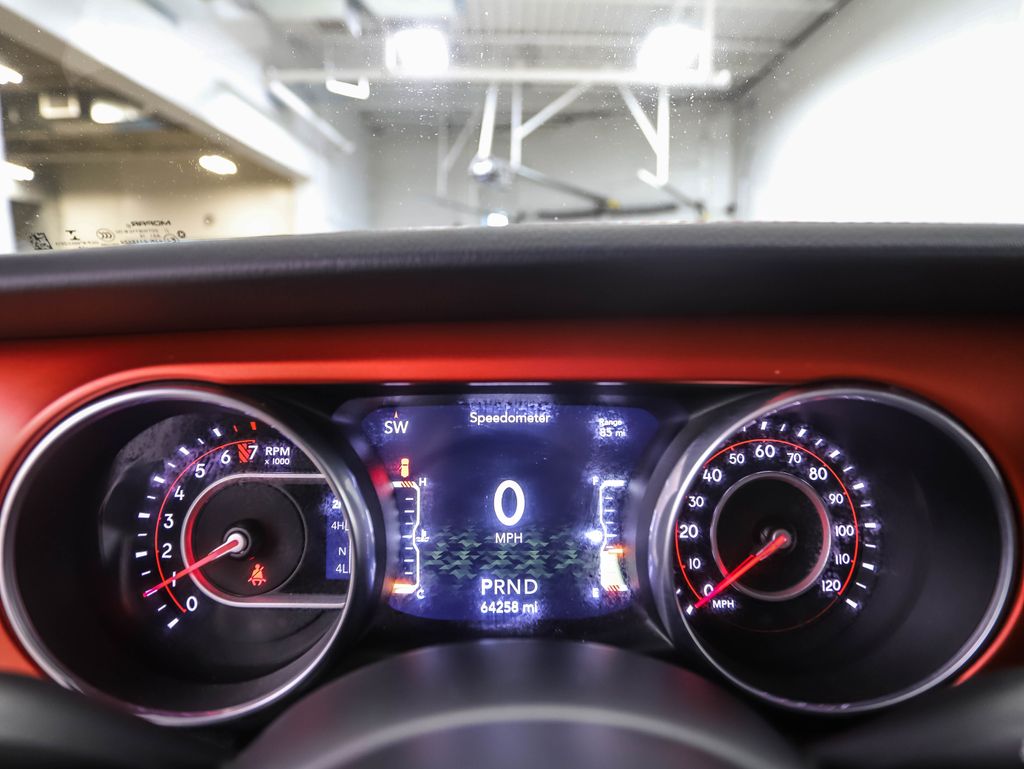 Thumbnail: 2018 Jeep Wrangler - 14