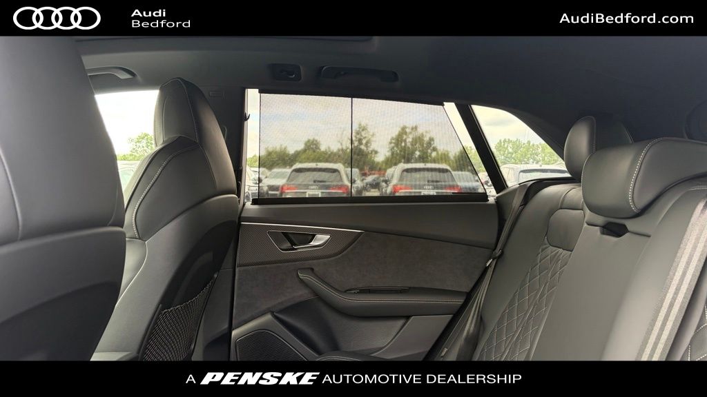 Thumbnail: 2027 Audi SQ8 - 22
