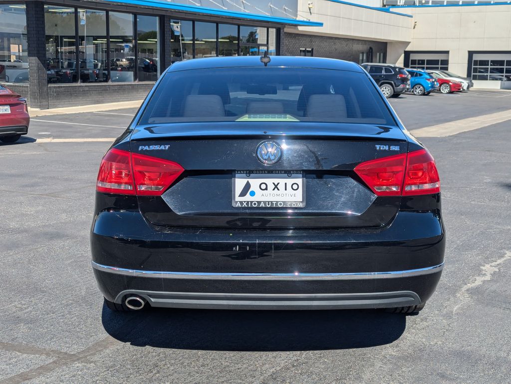 2013 Volkswagen Passat TDI SE 6