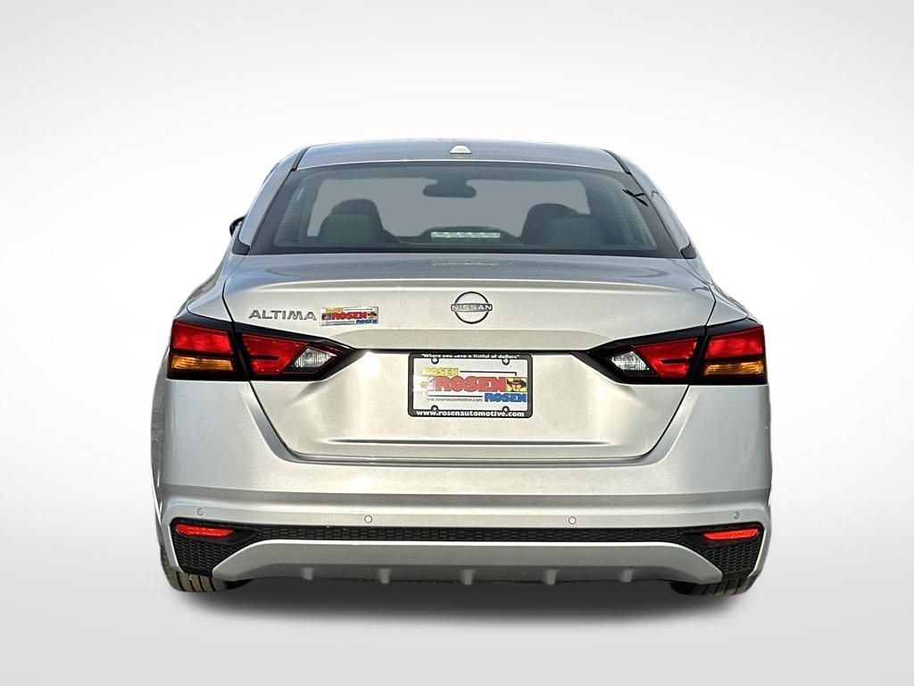 2025 Nissan Altima 2.5 S photo