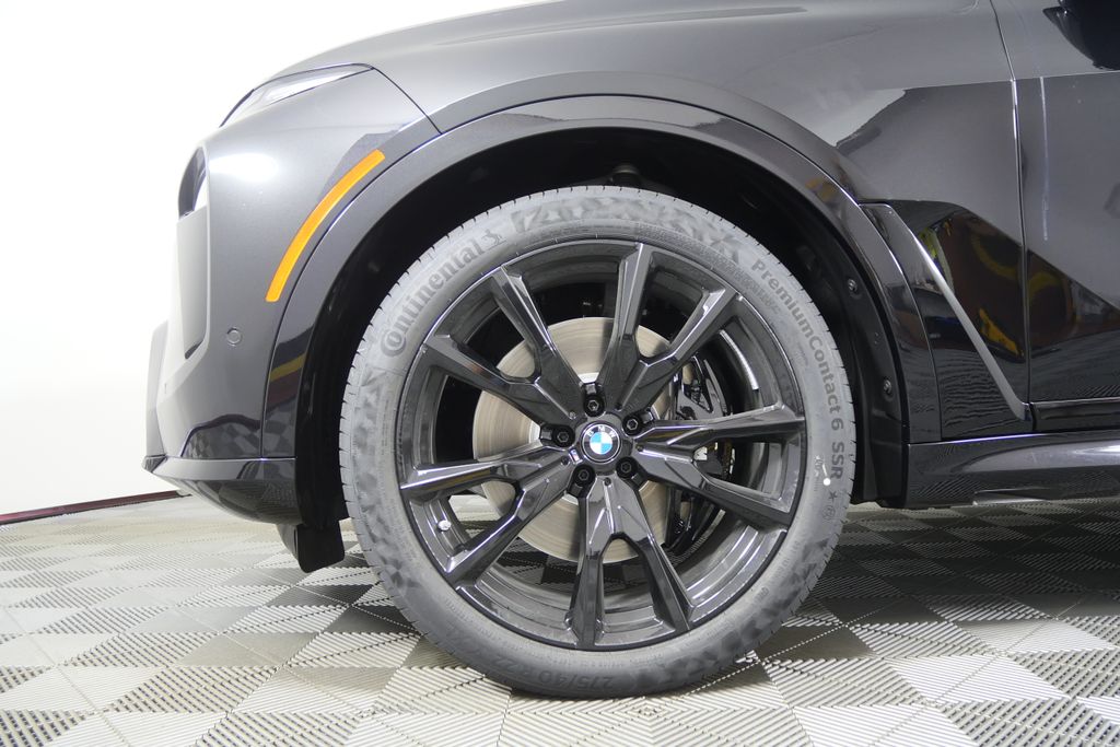 Thumbnail: 2027 BMW X7 - 9