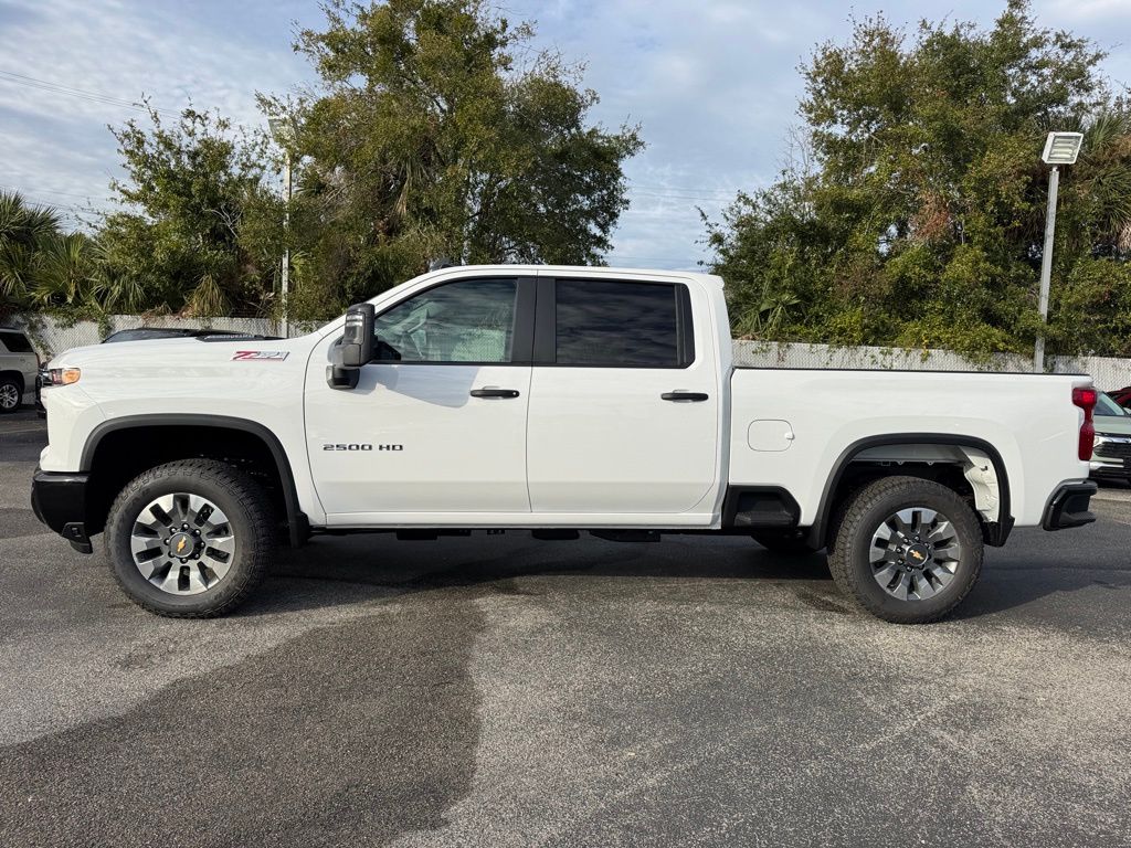 2025 Chevrolet Silverado 2500HD Custom 5