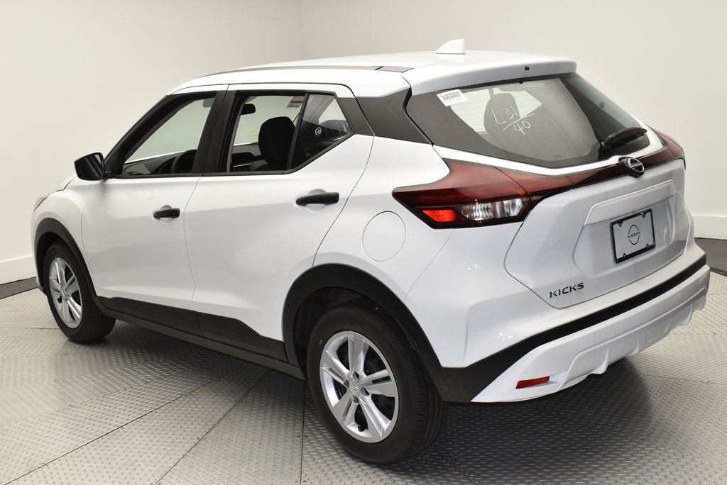 Thumbnail: 2025 Nissan Kicks - 7