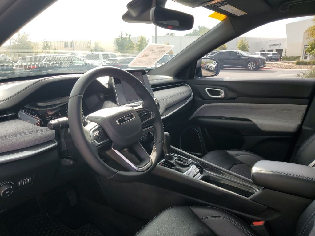 Used Car 2025 Jeep Compass  Latitude For Sale Under $25,000 In Austin, Texas