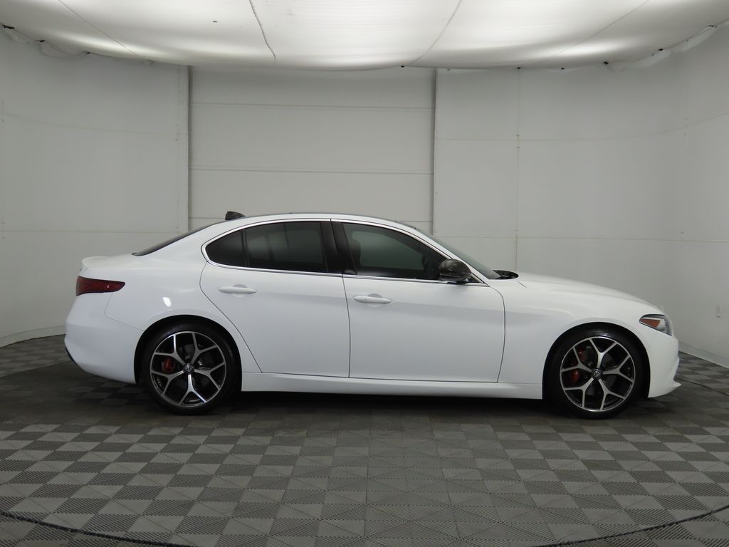 2019 Alfa Romeo Giulia Ti 4
