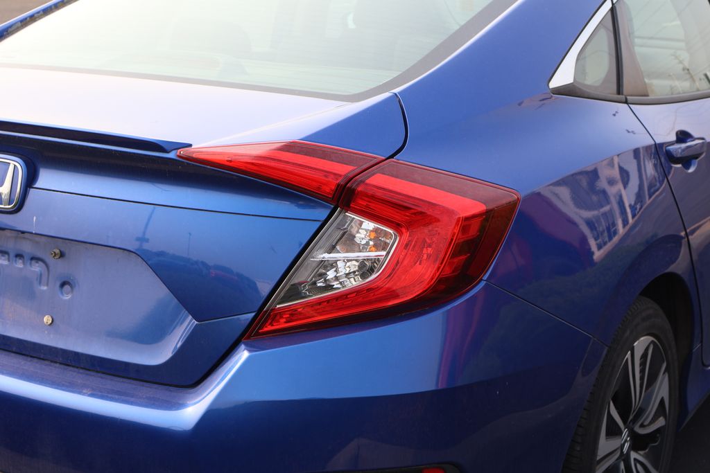2016 Honda Civic EX-T 9
