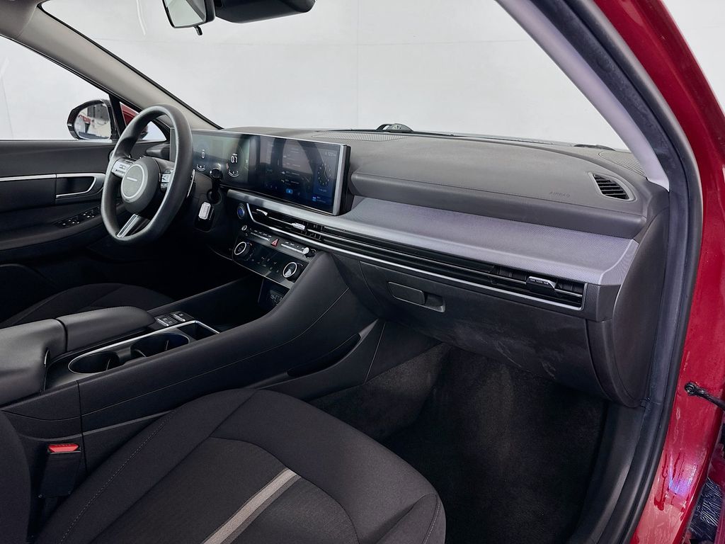 Thumbnail: 2024 Hyundai Sonata - 28