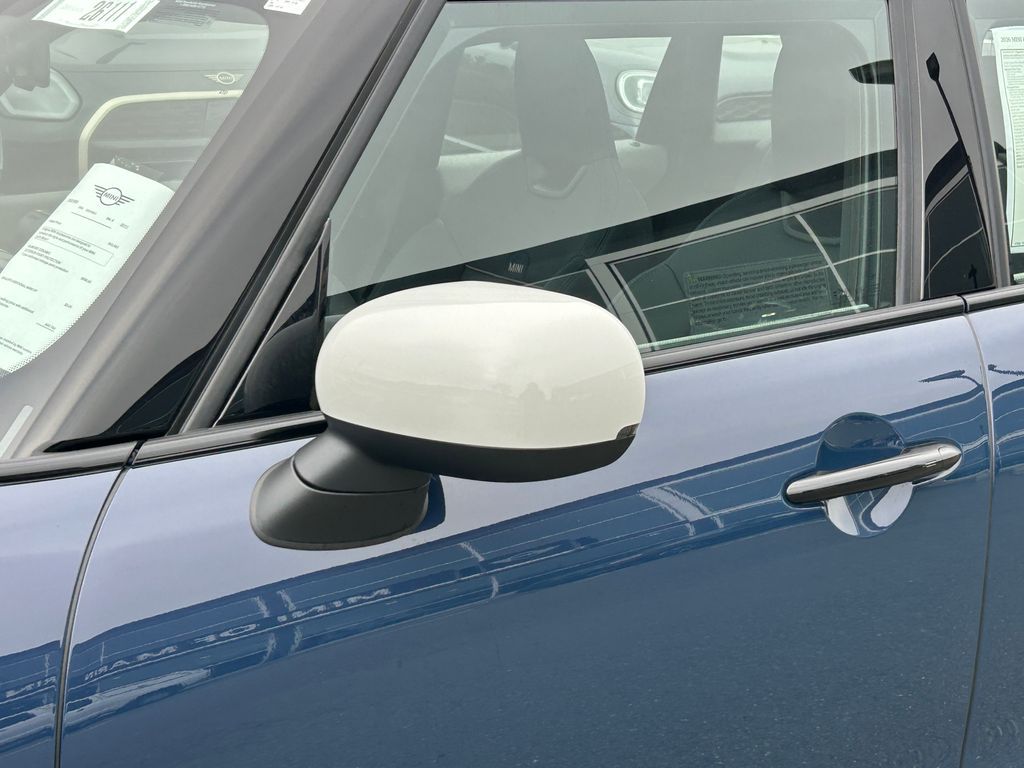 Thumbnail: 2026 MINI Cooper - 10