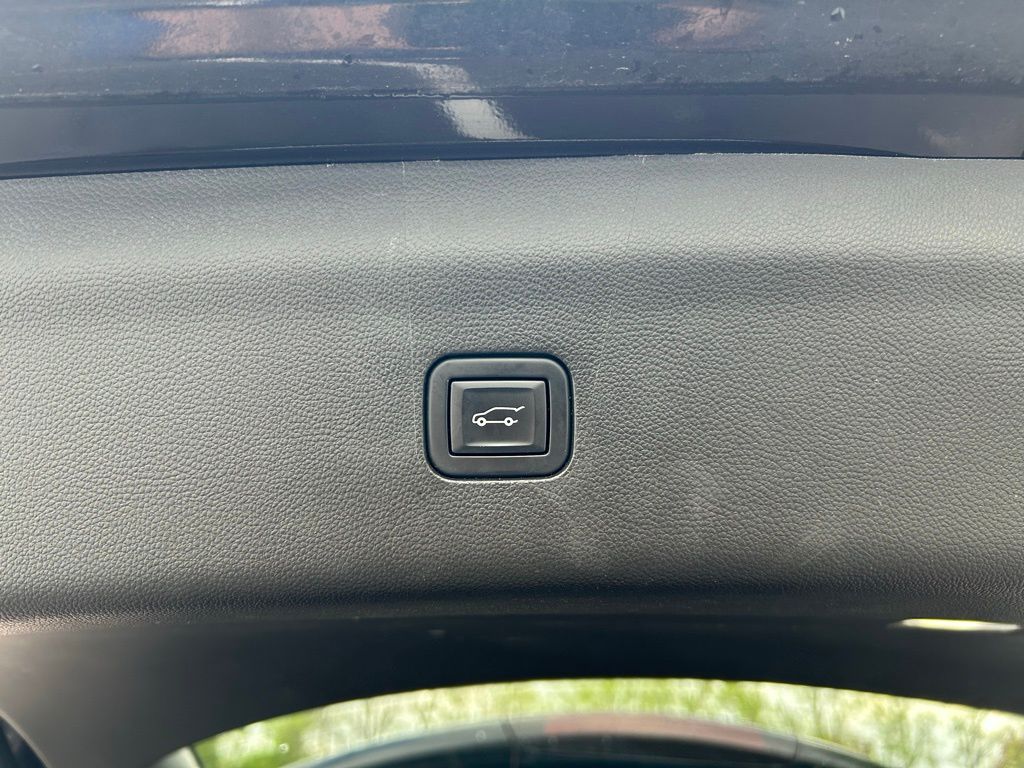 2021 Buick Enclave Premium 24