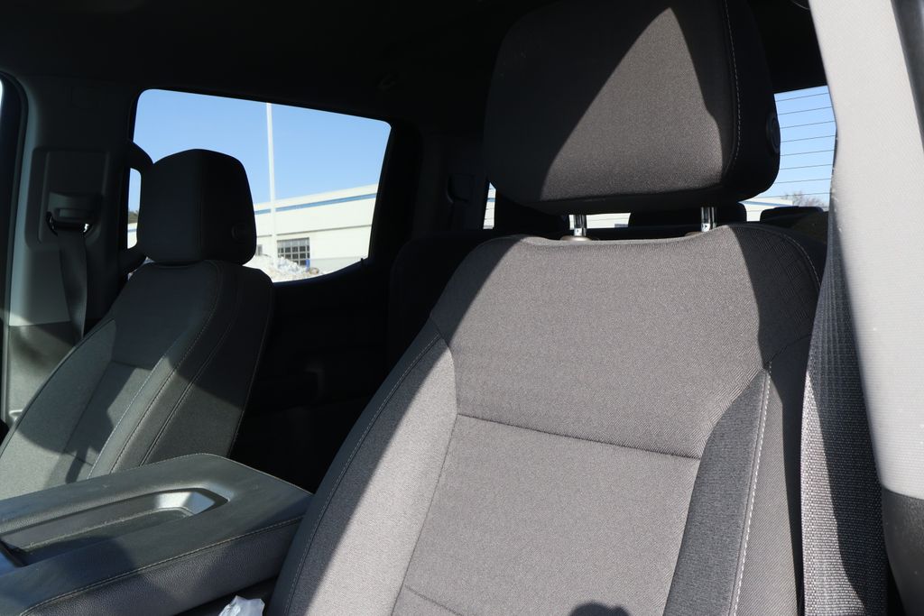 Thumbnail: 2022 Chevrolet Silverado 1500 - 14