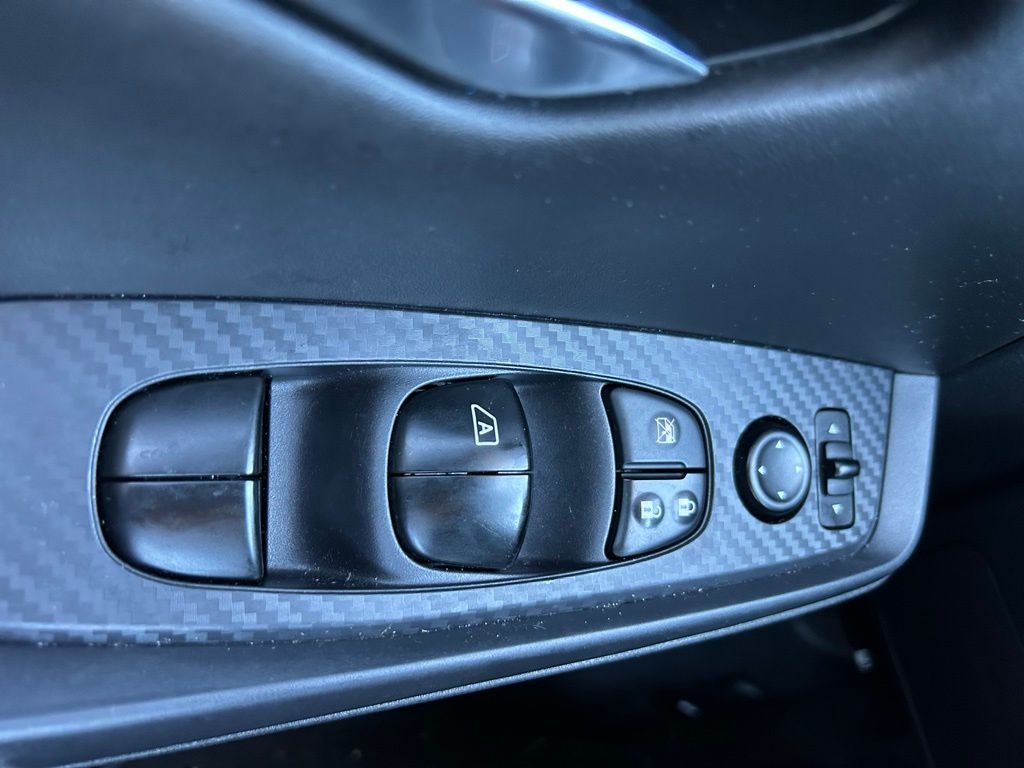Thumbnail: 2020 Nissan Sentra - 27