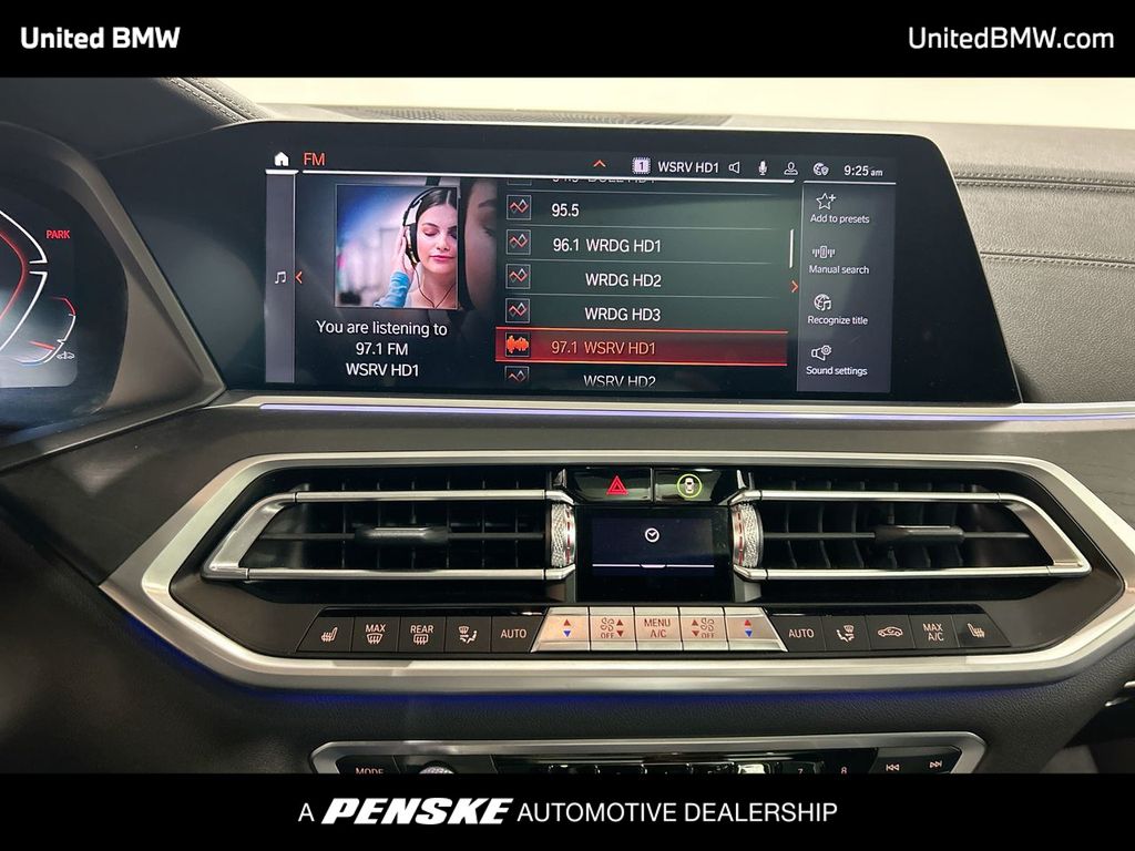 2022 BMW X7 xDrive40i 16