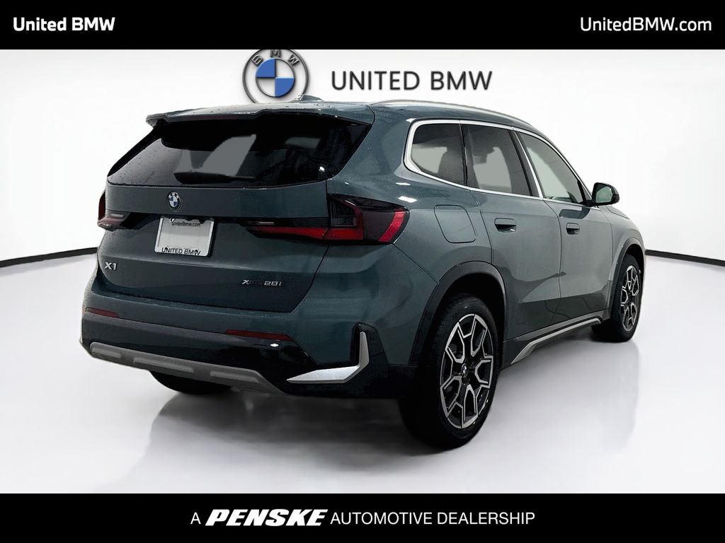 Thumbnail: 2027 BMW X1 - 5