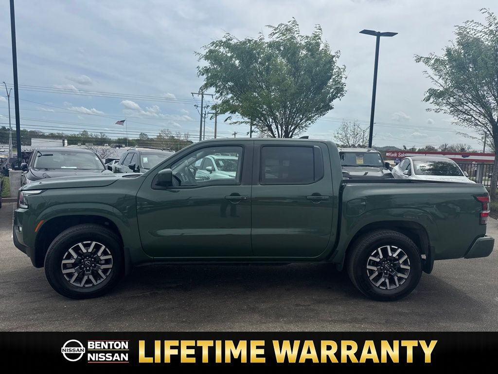 View vehicle photo 5