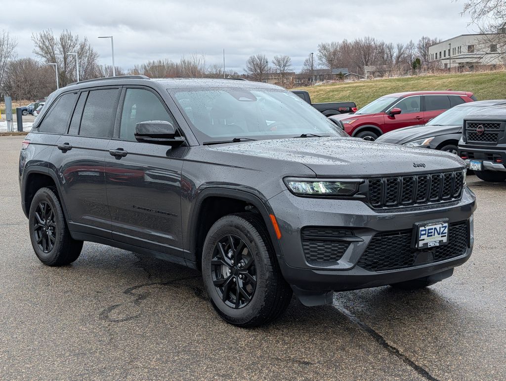 Baltic Gray Metallic Clearcoat 2024 Jeep Grand Cherokee Altitude X 4WD SUV / Crossover Four-Wheel Drive 8-Speed Automatic