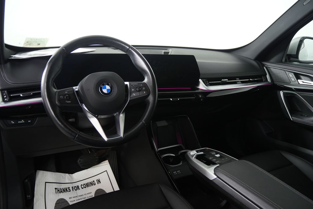 Thumbnail: 2023 BMW X1 - 17