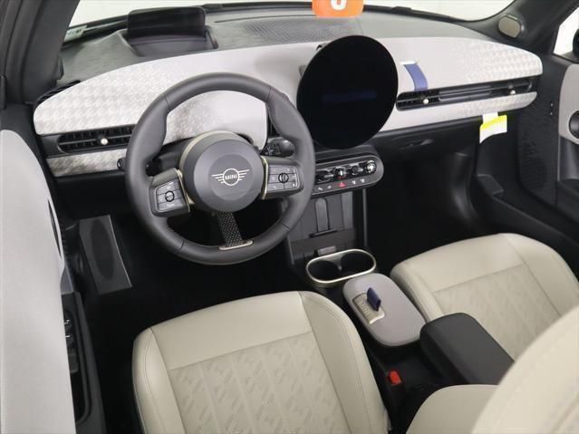 Thumbnail: 2026 MINI Cooper - 15