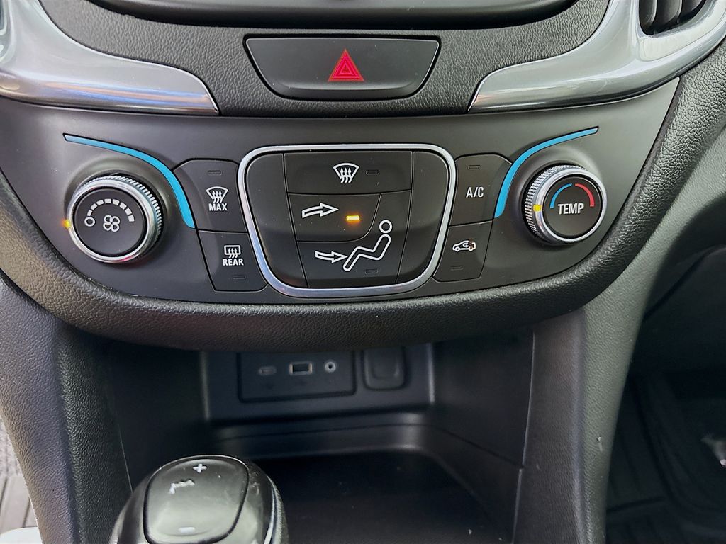 Used 2020 Chevrolet Equinox LT For Sale in OLIVE BRANCH, MS