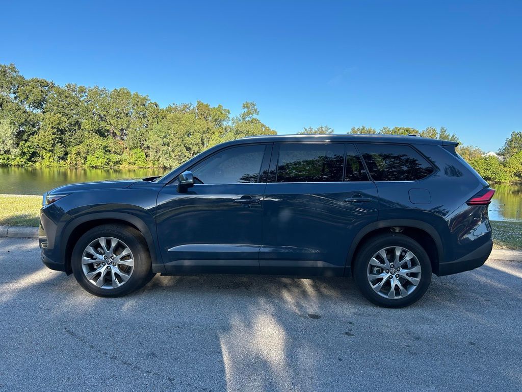 Thumbnail: 2024 Toyota Grand Highlander - 2