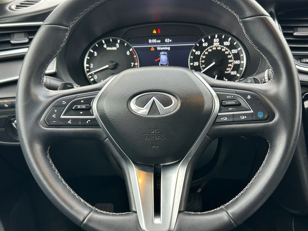 Thumbnail: 2022 INFINITI QX50 - 17